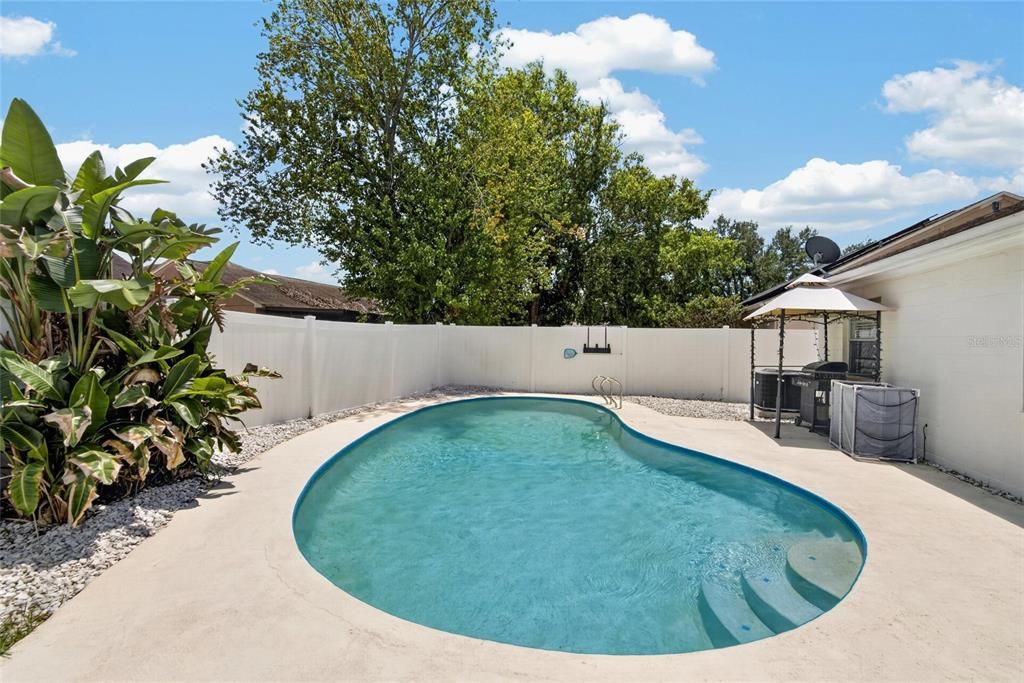 For Sale: $409,990 (3 beds, 2 baths, 1244 Square Feet)