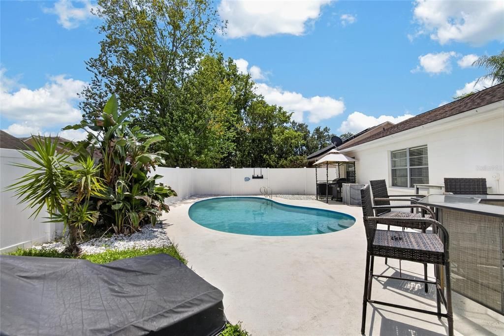 For Sale: $409,990 (3 beds, 2 baths, 1244 Square Feet)