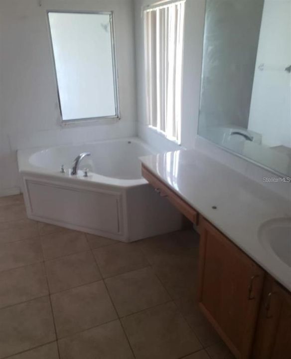 For Sale: $221,000 (4 beds, 2 baths, 2231 Square Feet)
