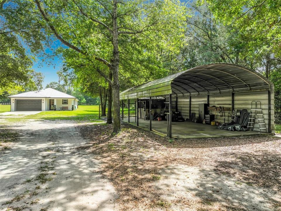 For Sale: $779,500 (3 beds, 2 baths, 1931 Square Feet)