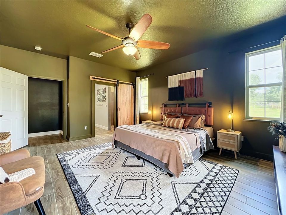 For Sale: $779,500 (3 beds, 2 baths, 1931 Square Feet)