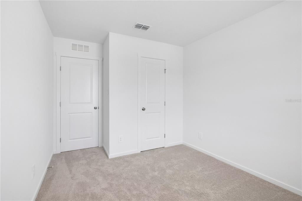 For Rent: $2,050 (3 beds, 2 baths, 1378 Square Feet)