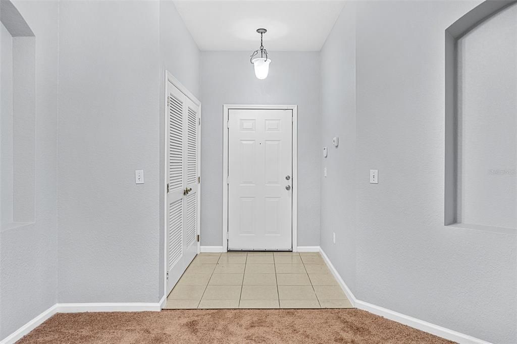 For Sale: $229,900 (3 beds, 2 baths, 1433 Square Feet)