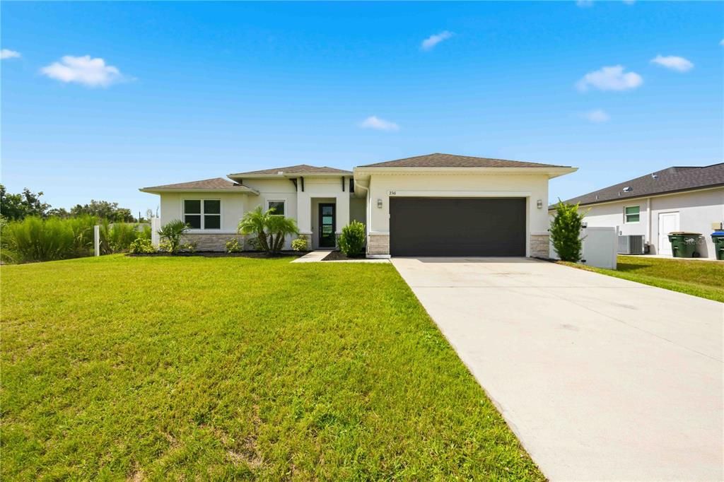 For Sale: $325,000 (4 beds, 2 baths, 1683 Square Feet)