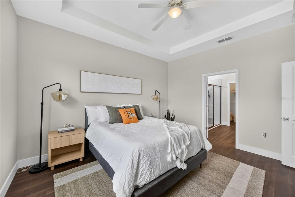 For Sale: $325,000 (4 beds, 2 baths, 1683 Square Feet)