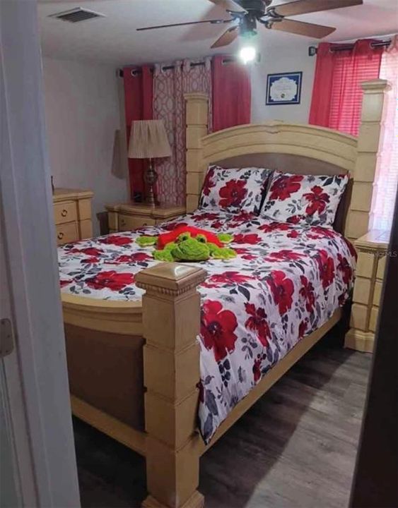 En Venta: $530,000 (7 camas, 5 baños, 3017 Pies cuadrados)