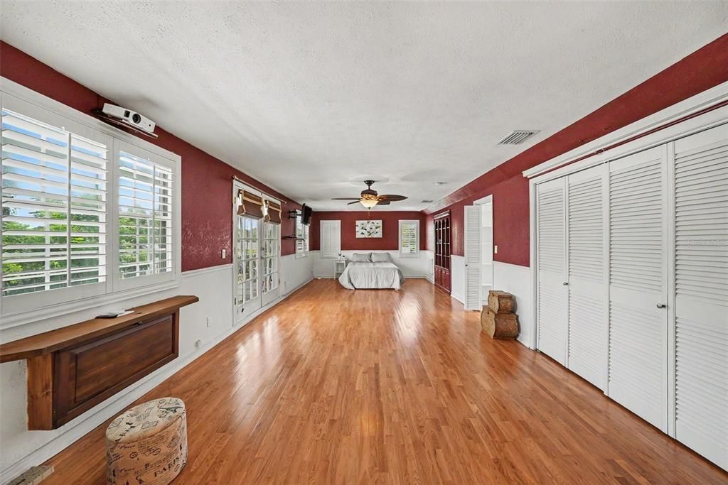 For Sale: $520,000 (4 beds, 2 baths, 2278 Square Feet)