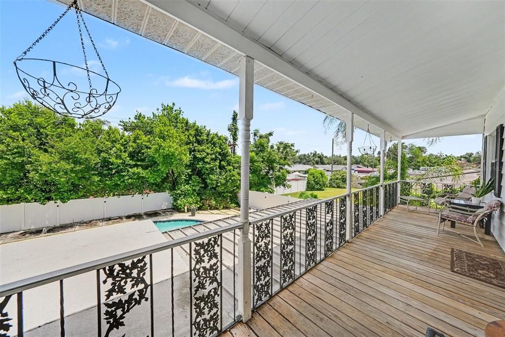 For Sale: $520,000 (4 beds, 2 baths, 2278 Square Feet)