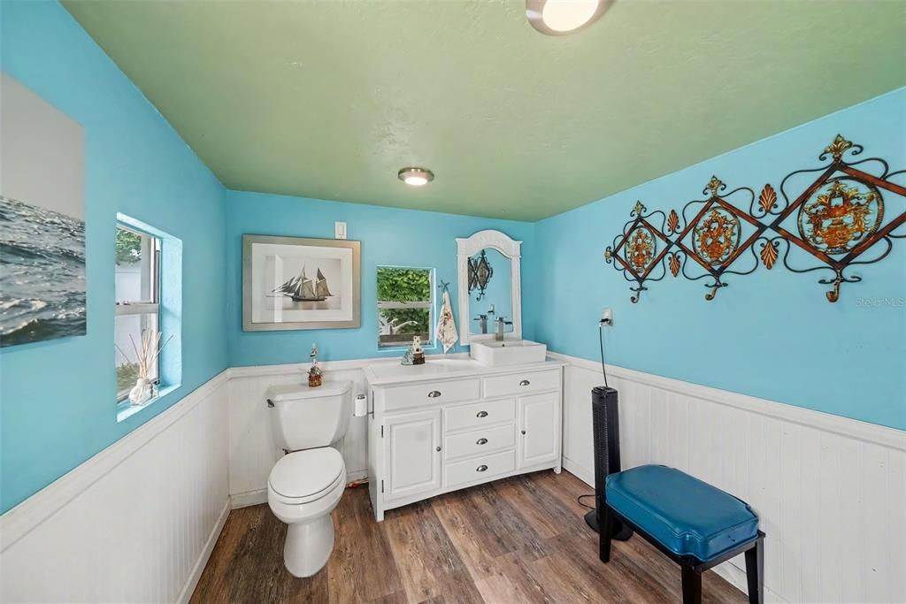 For Sale: $520,000 (4 beds, 2 baths, 2278 Square Feet)