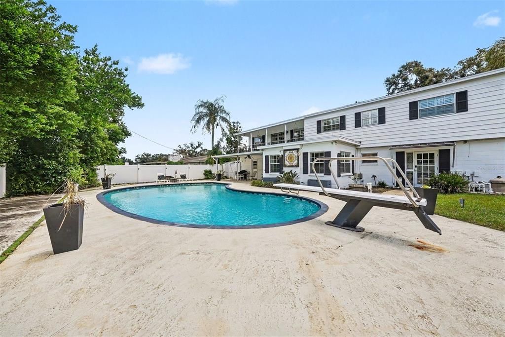 For Sale: $520,000 (4 beds, 2 baths, 2278 Square Feet)