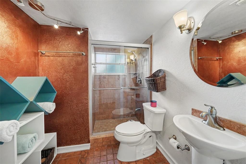 For Sale: $520,000 (4 beds, 2 baths, 2278 Square Feet)