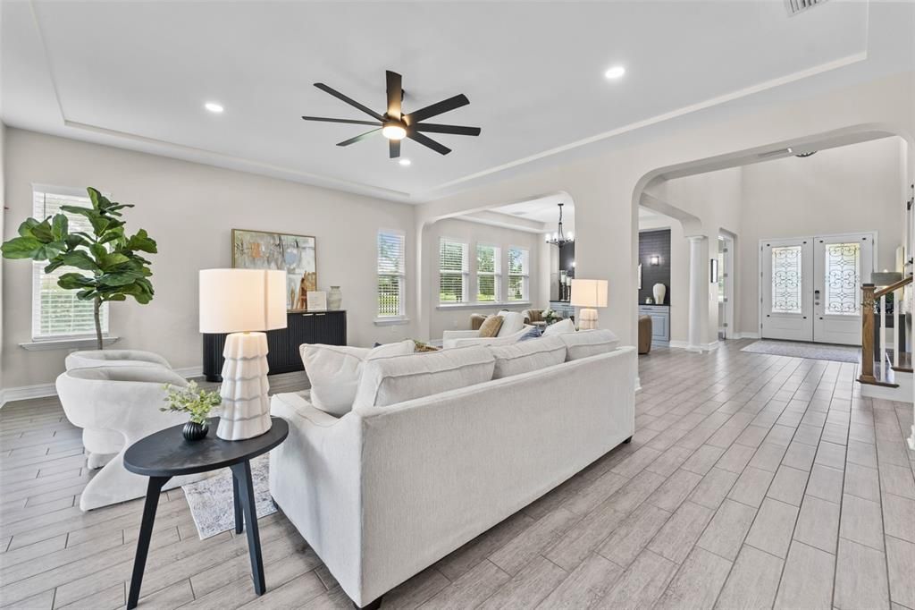 For Sale: $1,275,000 (4 beds, 4 baths, 4292 Square Feet)