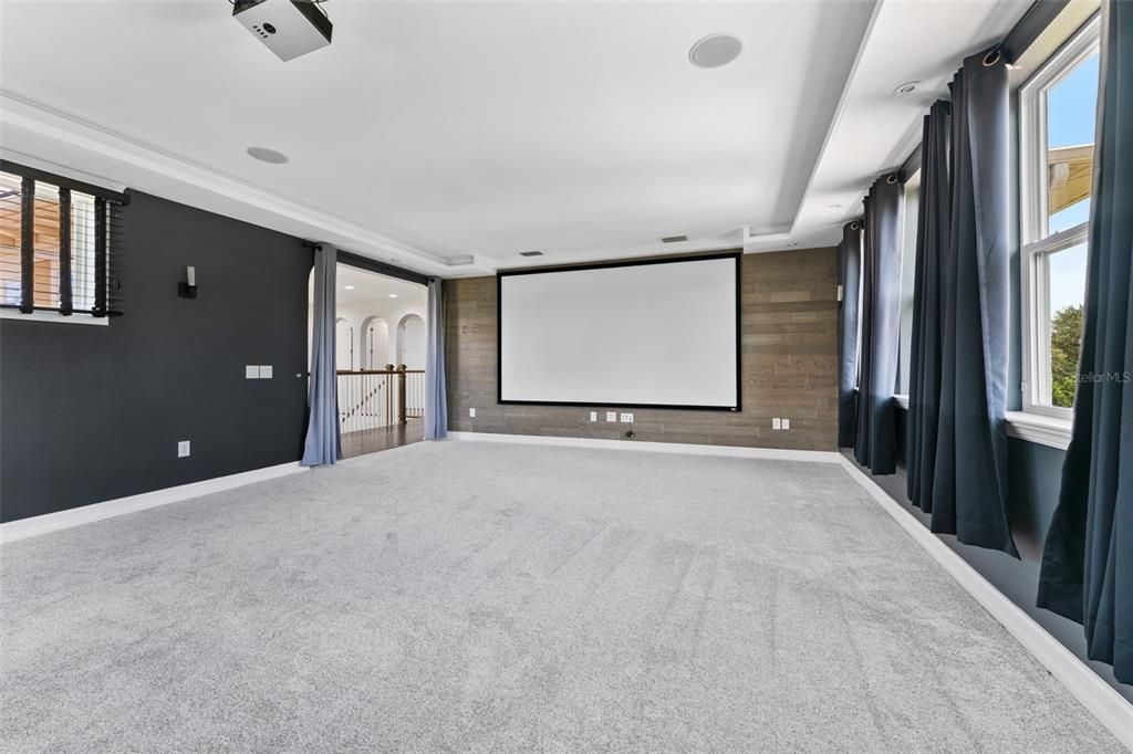 For Sale: $1,275,000 (4 beds, 4 baths, 4292 Square Feet)