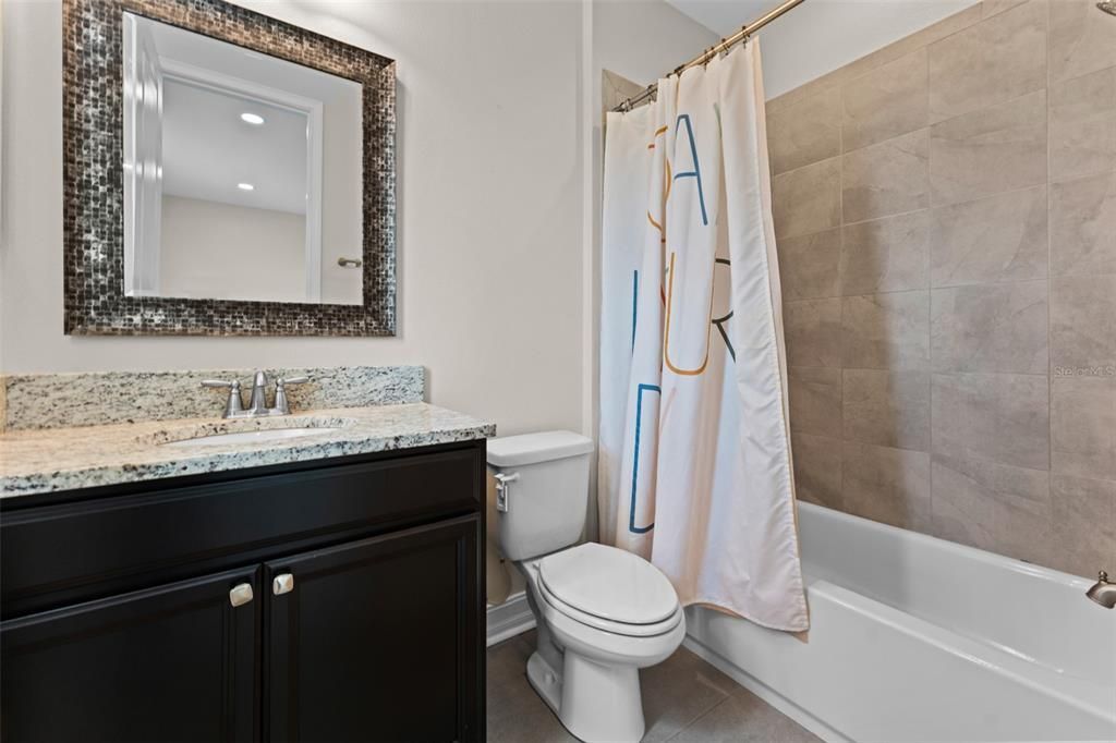 For Sale: $1,275,000 (4 beds, 4 baths, 4292 Square Feet)