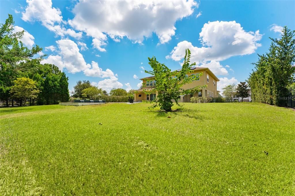 For Sale: $1,275,000 (4 beds, 4 baths, 4292 Square Feet)