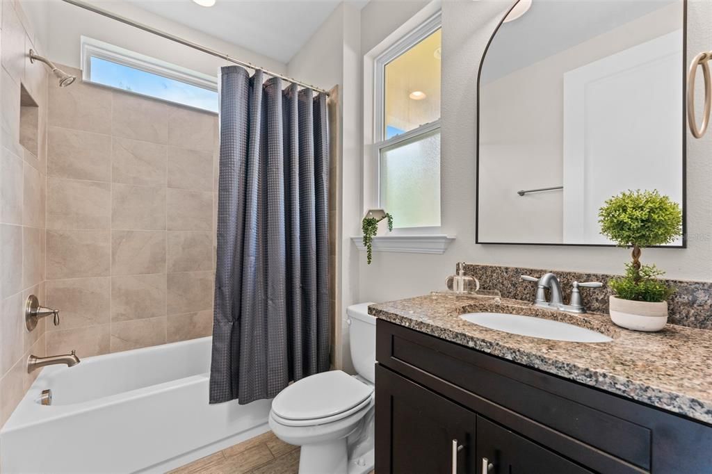 For Sale: $1,275,000 (4 beds, 4 baths, 4292 Square Feet)