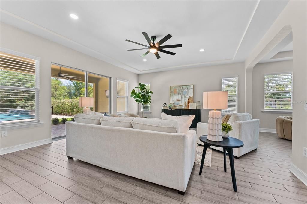 For Sale: $1,275,000 (4 beds, 4 baths, 4292 Square Feet)