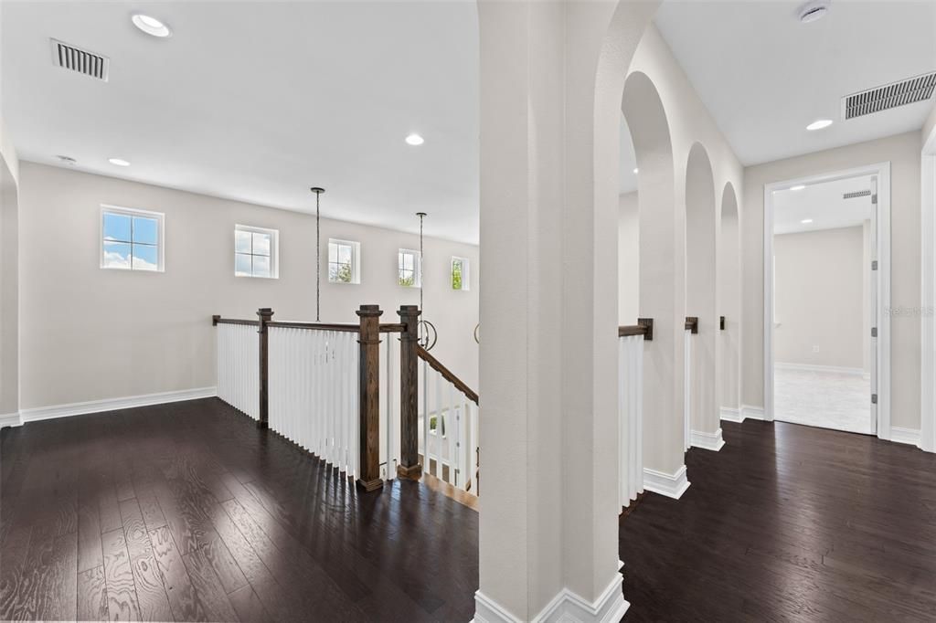 For Sale: $1,275,000 (4 beds, 4 baths, 4292 Square Feet)