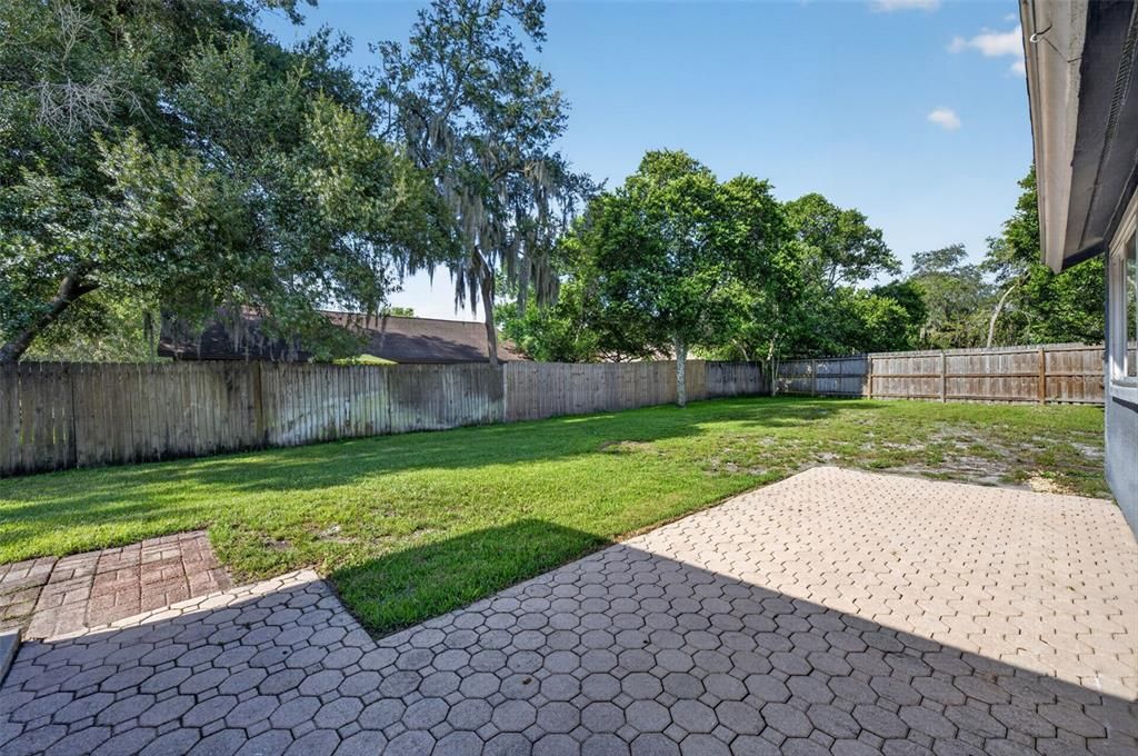 For Sale: $425,000 (3 beds, 2 baths, 1484 Square Feet)