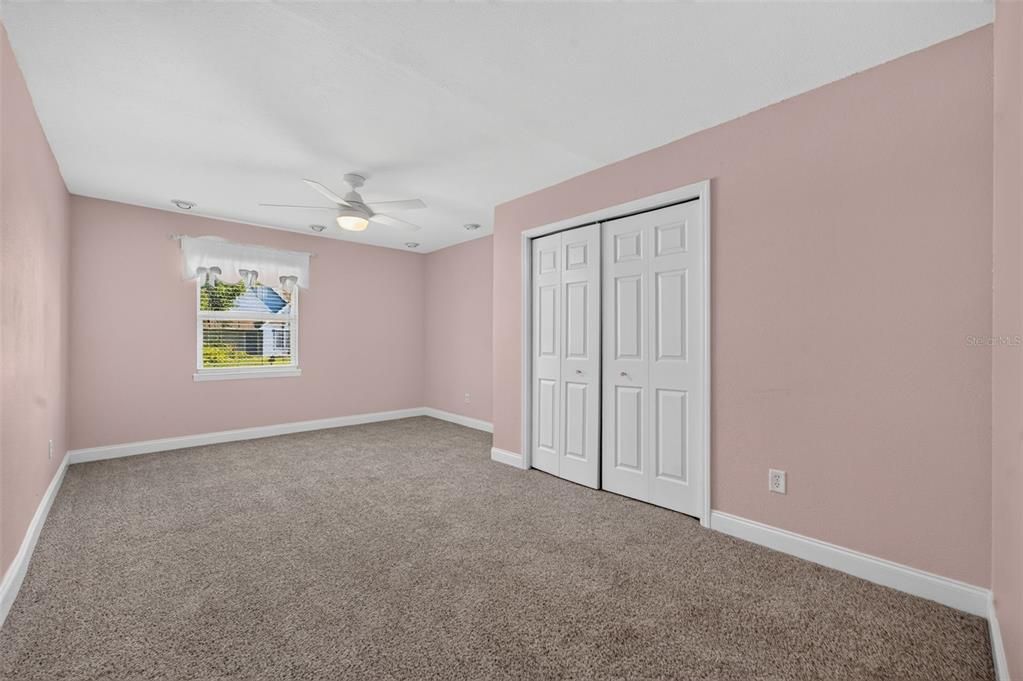 For Sale: $425,000 (3 beds, 2 baths, 1484 Square Feet)