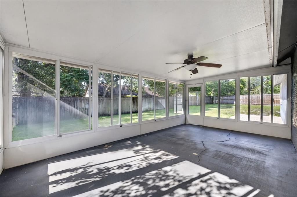 For Sale: $425,000 (3 beds, 2 baths, 1484 Square Feet)