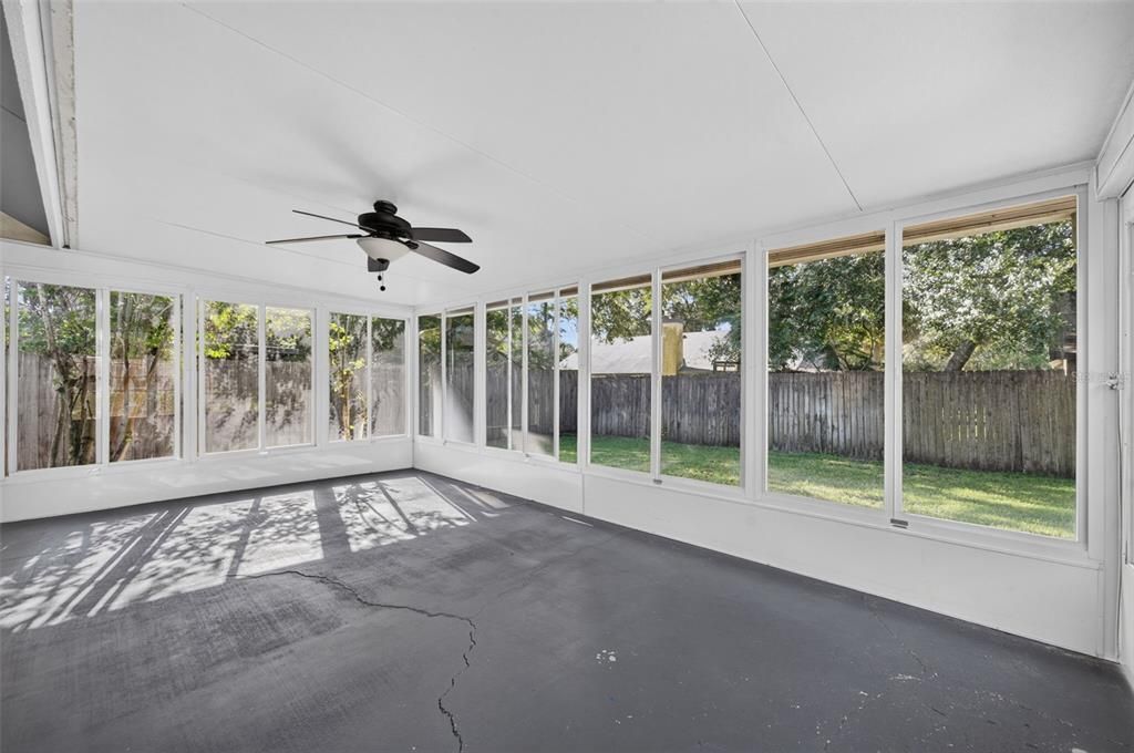 For Sale: $425,000 (3 beds, 2 baths, 1484 Square Feet)
