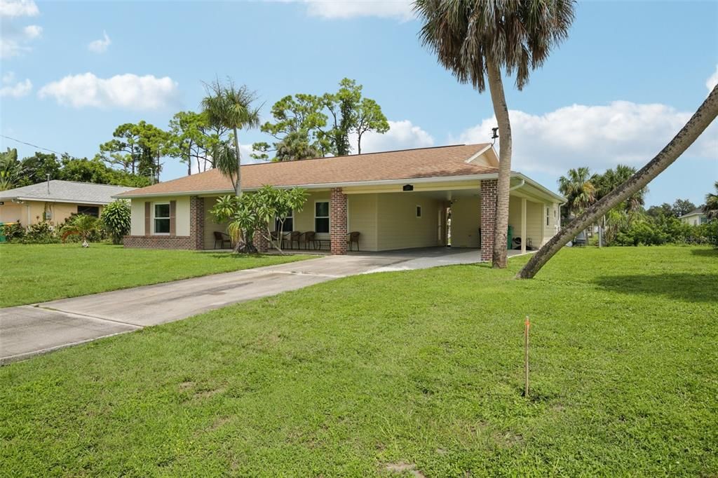 For Sale: $295,000 (2 beds, 2 baths, 1390 Square Feet)