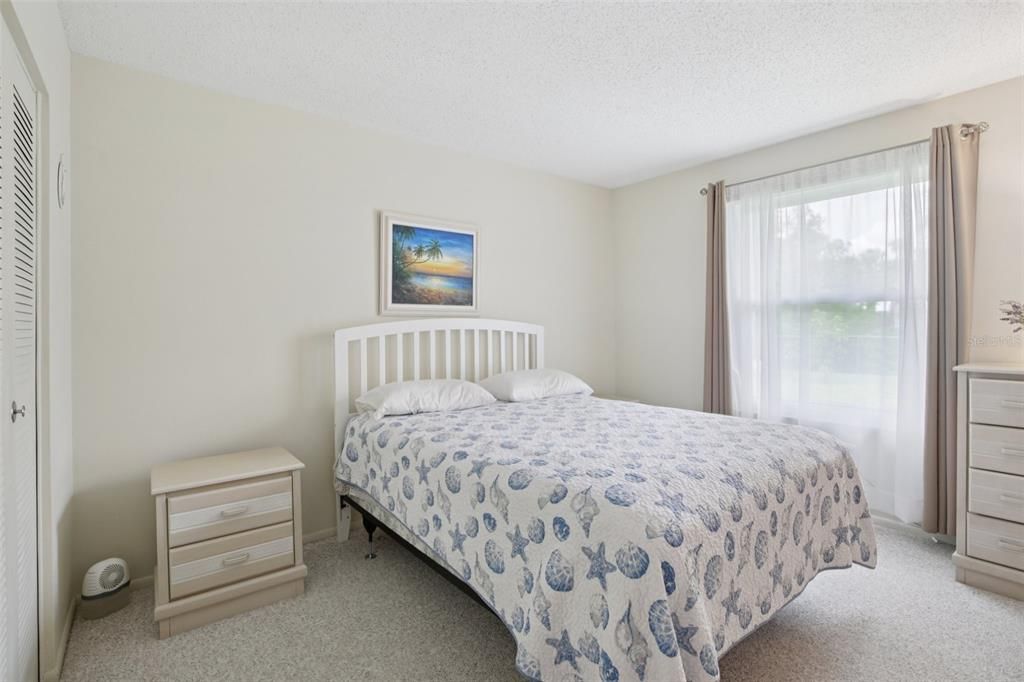 For Sale: $295,000 (2 beds, 2 baths, 1390 Square Feet)