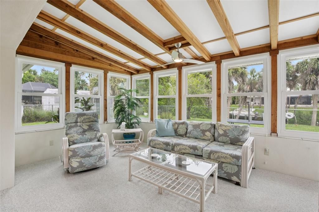 For Sale: $295,000 (2 beds, 2 baths, 1390 Square Feet)