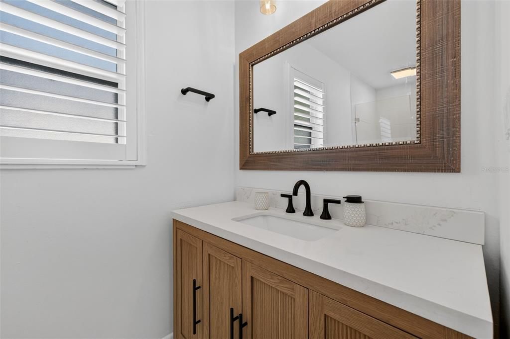En Venta: $449,000 (2 camas, 2 baños, 1291 Pies cuadrados)