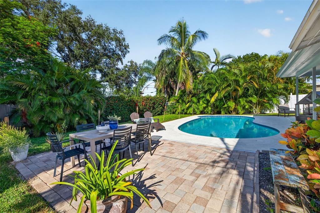 En Venta: $449,000 (2 camas, 2 baños, 1291 Pies cuadrados)