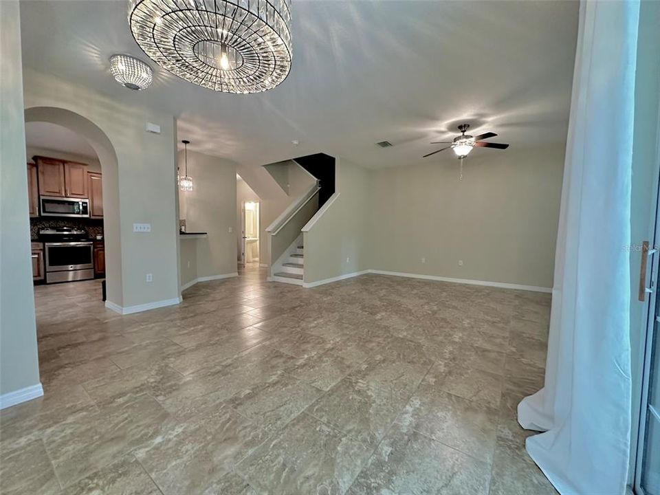 For Rent: $3,000 (3 beds, 2 baths, 1480 Square Feet)