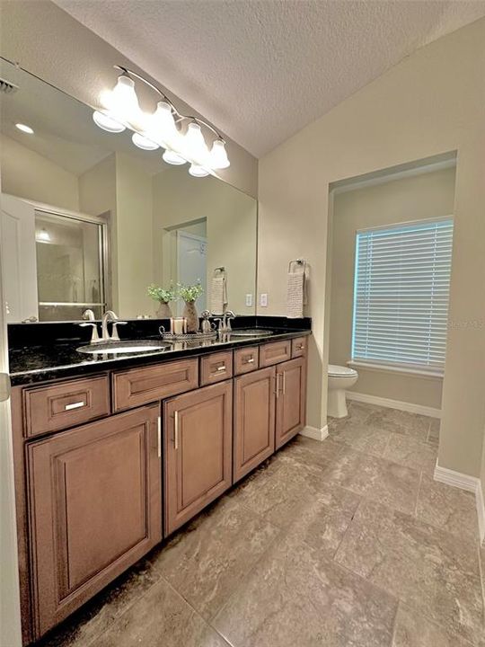 For Rent: $3,000 (3 beds, 2 baths, 1480 Square Feet)