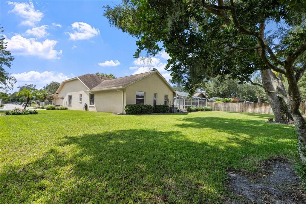 For Sale: $625,000 (4 beds, 3 baths, 2545 Square Feet)