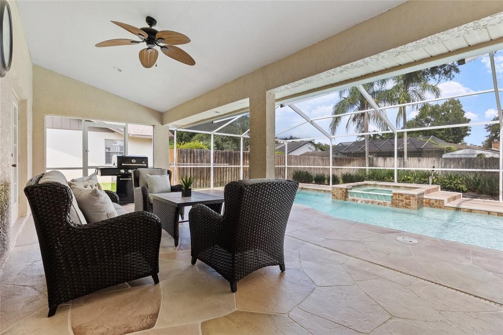 For Sale: $625,000 (4 beds, 3 baths, 2545 Square Feet)