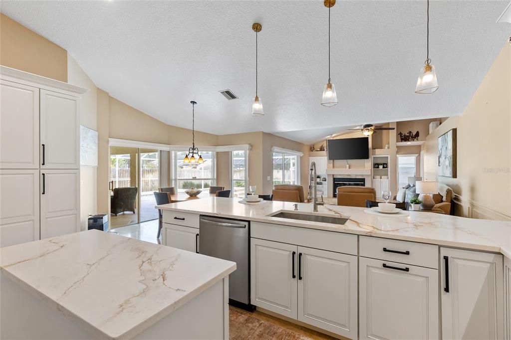 For Sale: $625,000 (4 beds, 3 baths, 2545 Square Feet)