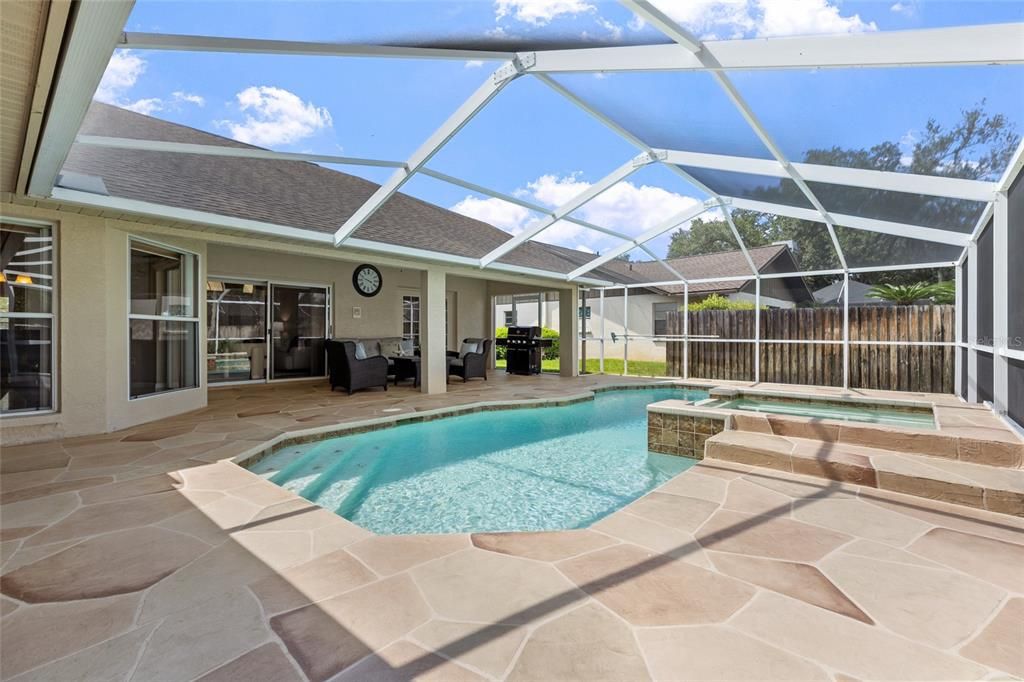 For Sale: $625,000 (4 beds, 3 baths, 2545 Square Feet)