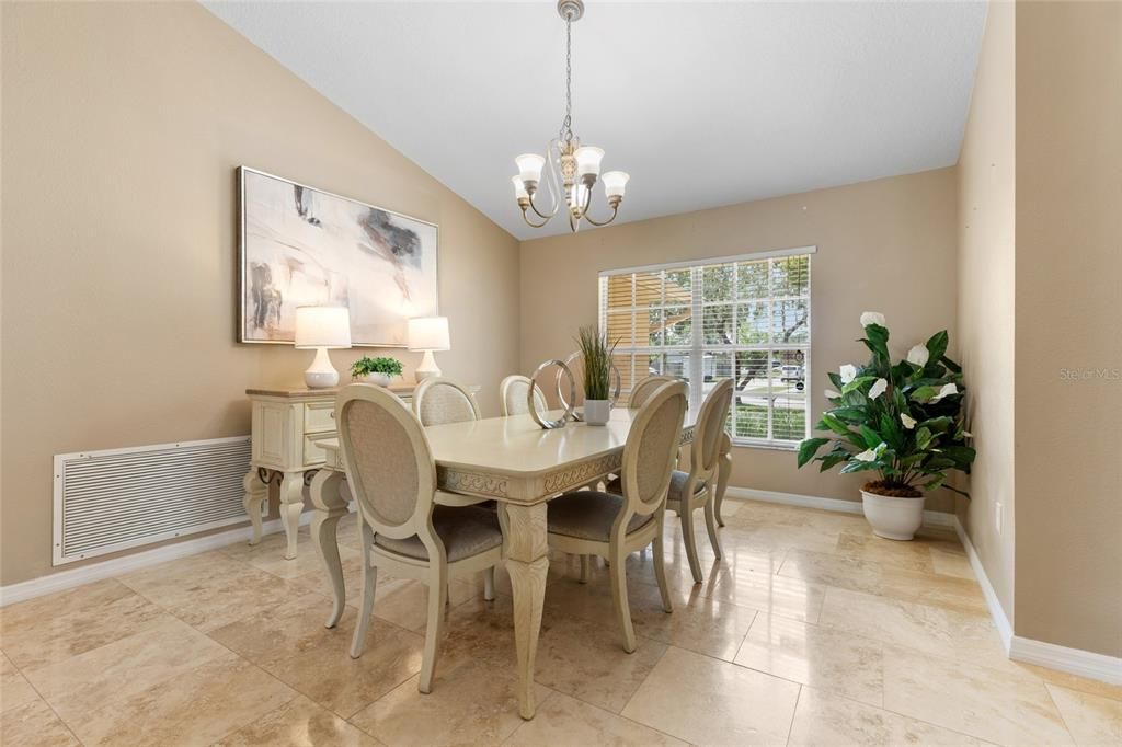 For Sale: $625,000 (4 beds, 3 baths, 2545 Square Feet)