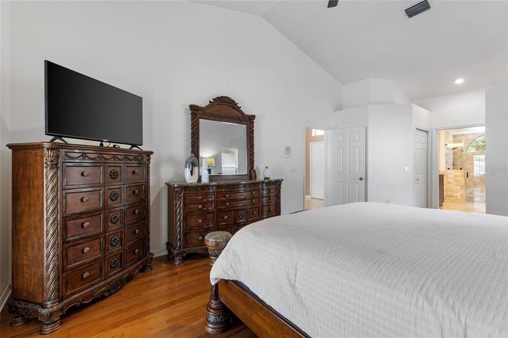 For Sale: $625,000 (4 beds, 3 baths, 2545 Square Feet)