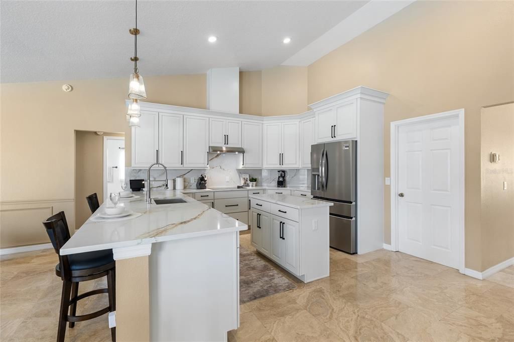 For Sale: $625,000 (4 beds, 3 baths, 2545 Square Feet)