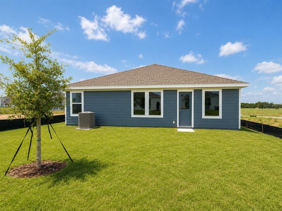 For Rent: $2,200 (4 beds, 2 baths, 1733 Square Feet)