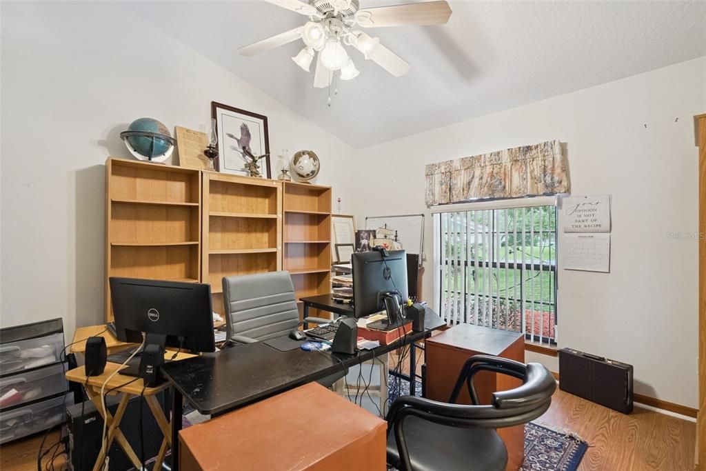 En Venta: $410,000 (3 camas, 3 baños, 2149 Pies cuadrados)