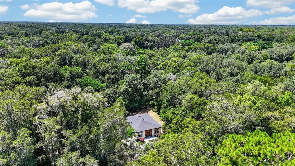 For Sale: $259,900 (2 beds, 1 baths, 1110 Square Feet)