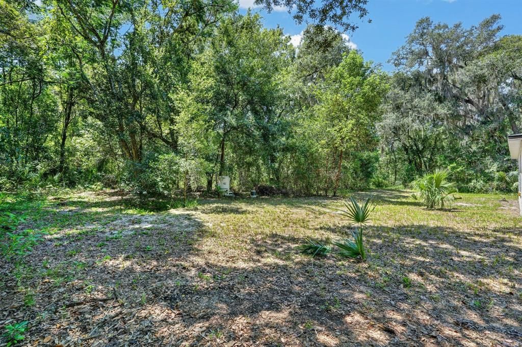 For Sale: $259,900 (2 beds, 1 baths, 1110 Square Feet)