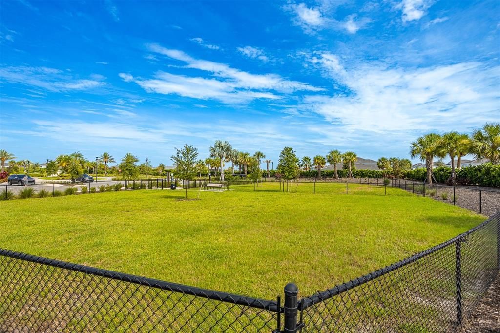 For Sale: $360,000 (3 beds, 2 baths, 1569 Square Feet)