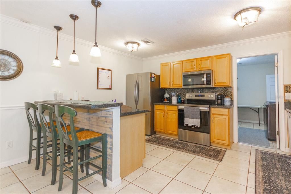 For Sale: $529,000 (5 beds, 2 baths, 2586 Square Feet)