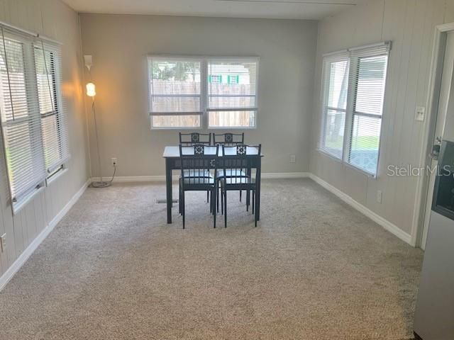 For Sale: $132,000 (2 beds, 2 baths, 962 Square Feet)