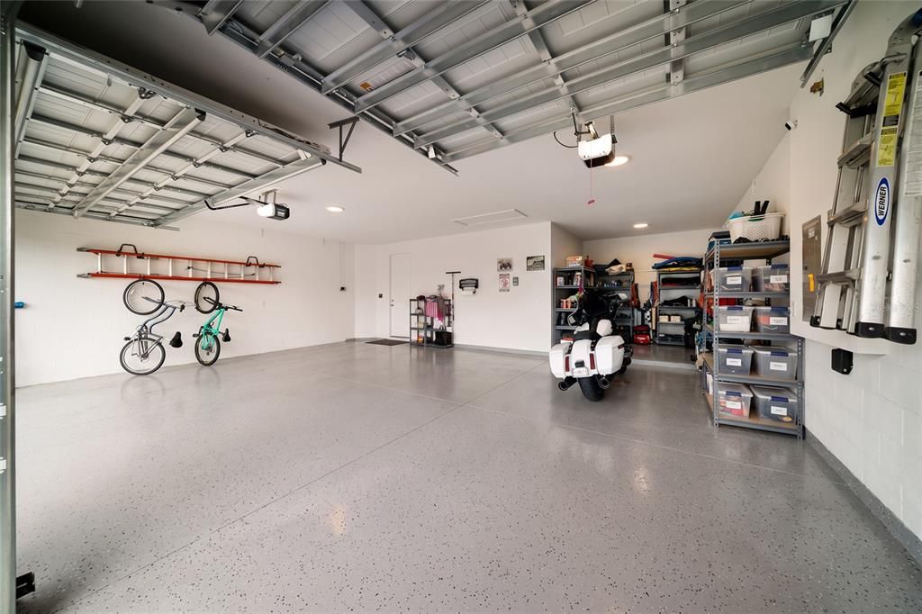 For Sale: $895,000 (4 beds, 3 baths, 3697 Square Feet)