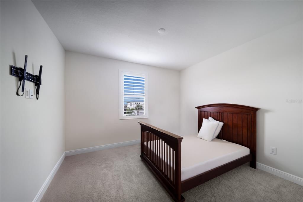 For Sale: $895,000 (4 beds, 3 baths, 3697 Square Feet)
