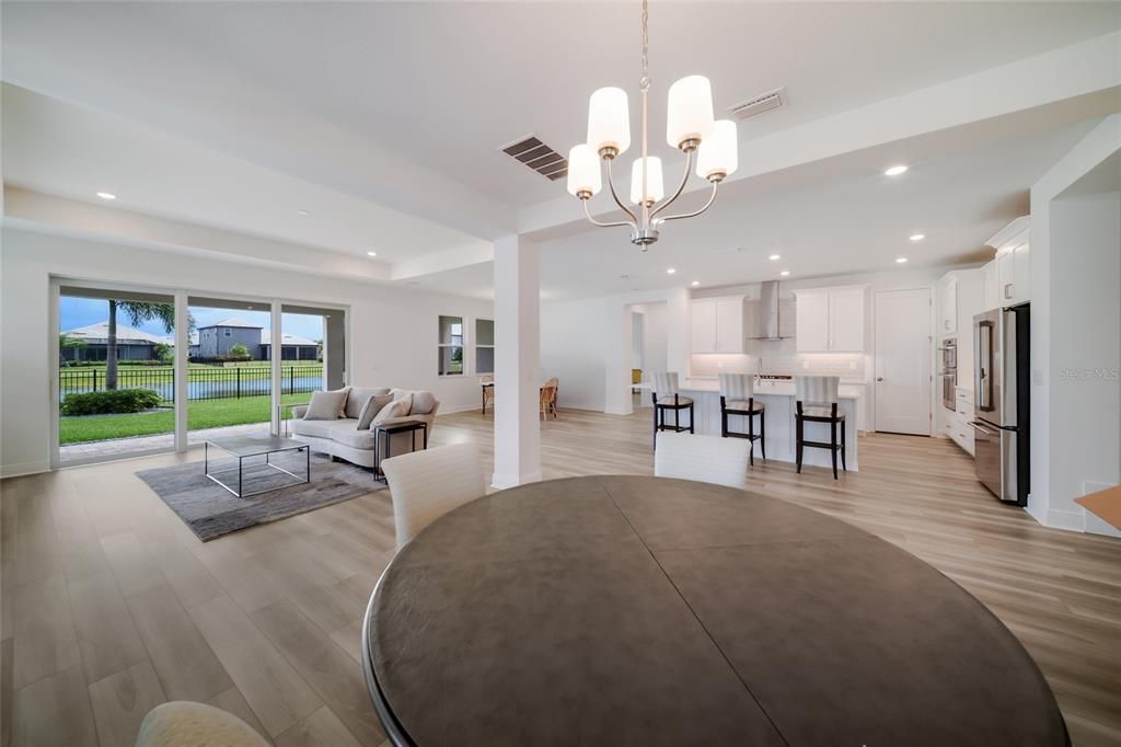 For Sale: $895,000 (4 beds, 3 baths, 3697 Square Feet)